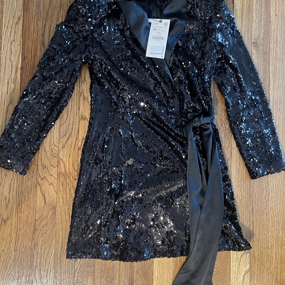Black Zara Sequin Wrap Dress - Picture 2 of 4